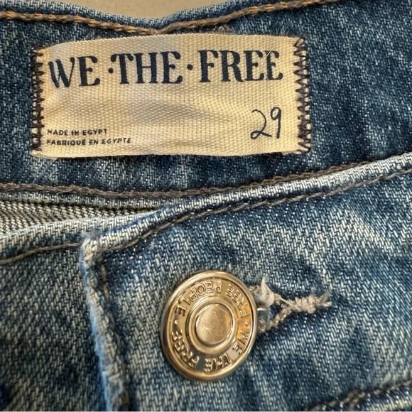BRAND NEW! We The Free Women's Blue Distressed Wide Leg Jeans Boyfriend Jeans. - Picture 8 of 8